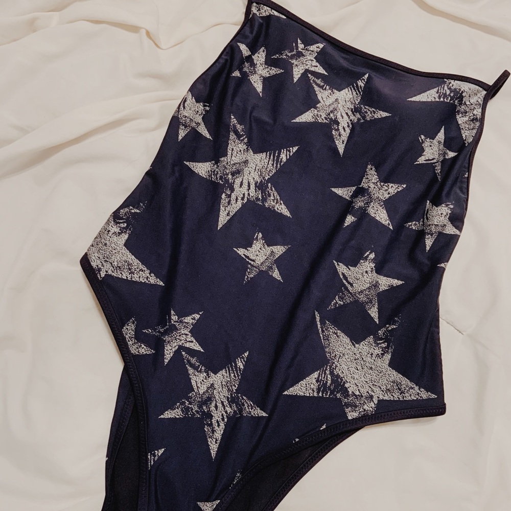 cheeky Aerie swim suit🌻